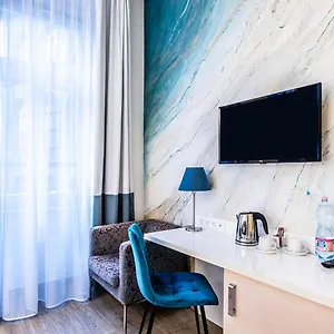 Atrium Fashion 4*, Budapest Ungern