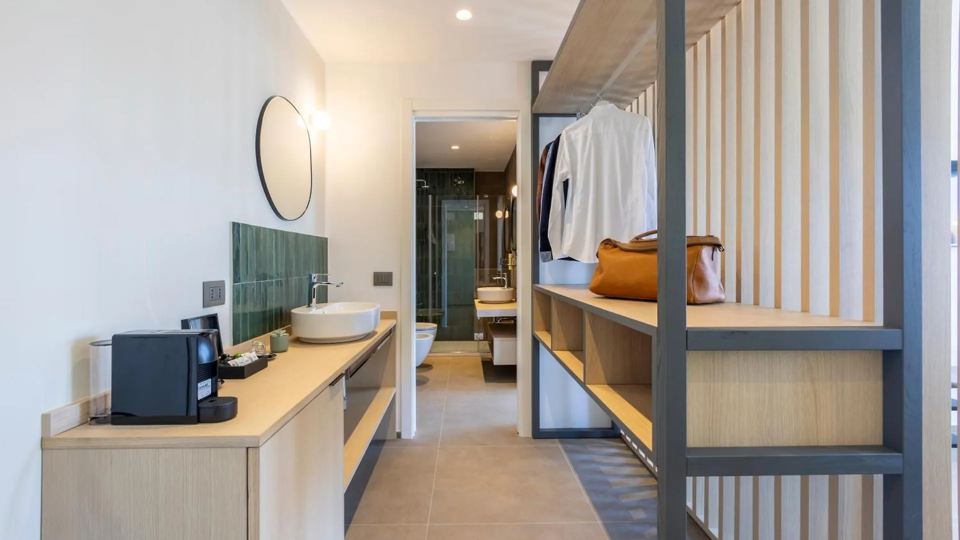 Hotel Moresco Diano Marina 3*,  Italien